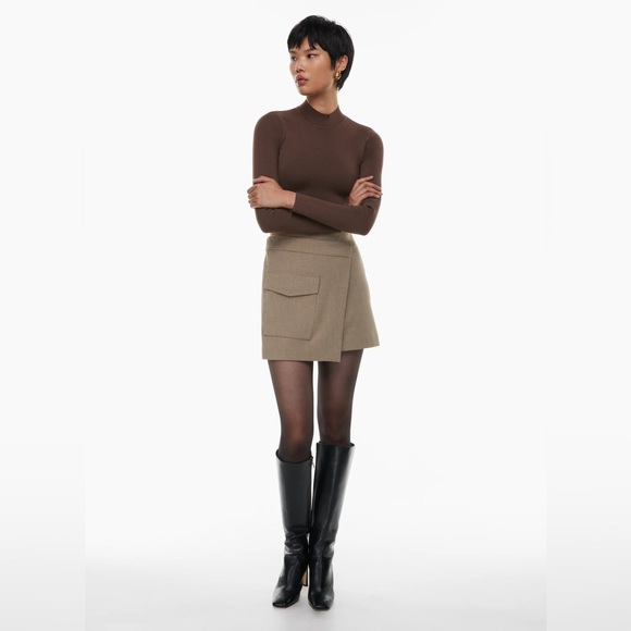 ARITZIA Babaton Sculpt Knit Level Turtleneck - Picture 4 of 11